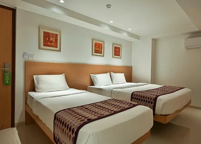 Leafio-Near AirportAirport Hotel